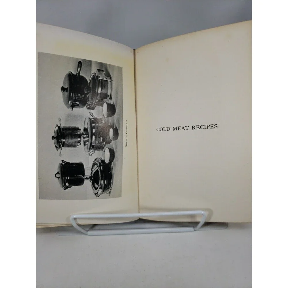 How To Cook in Casserole Dishes by Marion H Neil 1912 McKay Publishing Hardcover